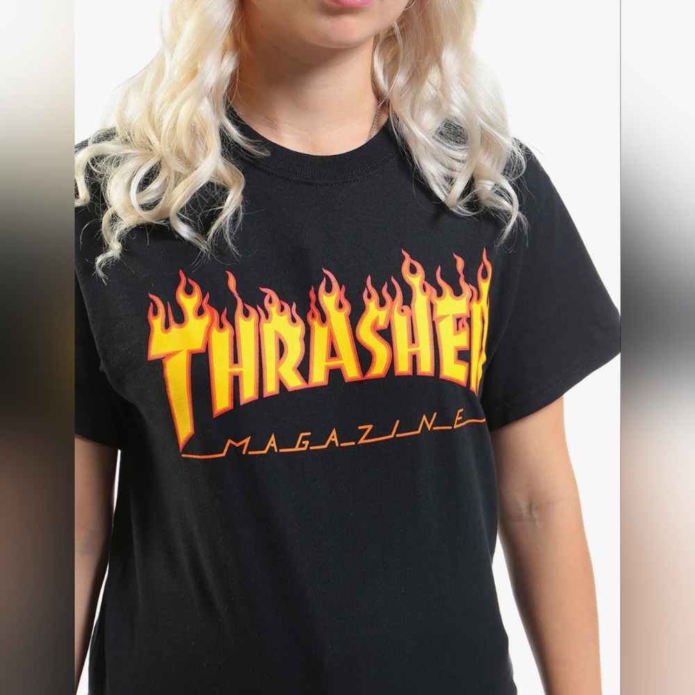 Boyfriend Fit Thrasher Magazine T Shirt Size S